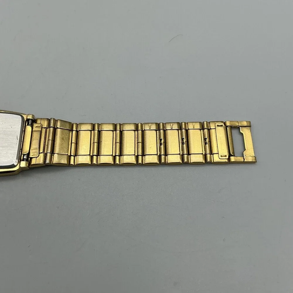 Vintage Citizen 6020 Mens Watch 25mm Black Dial Gold Tone Bracelet For Parts